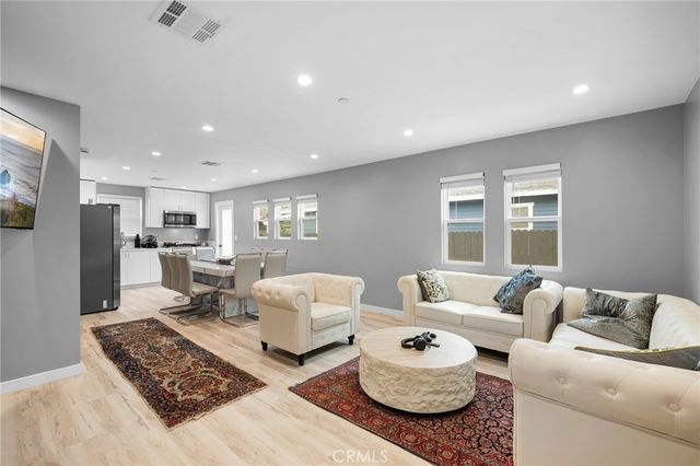 1537 Lake, Glendale, CA 91201