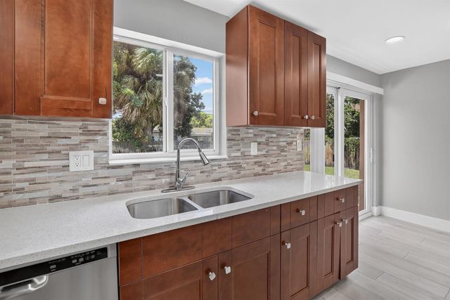 6281 NW 14TH Court, Sunrise, FL 33313