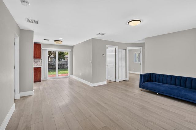 6281 NW 14TH Court, Sunrise, FL 33313