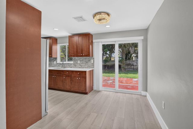 6281 NW 14TH Court, Sunrise, FL 33313