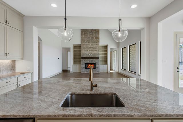 117 Lila Lake Drive, Waxahachie, TX 75165