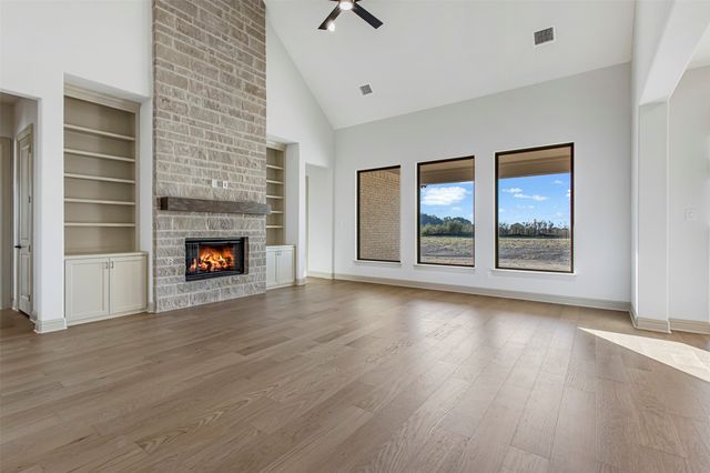 117 Lila Lake Drive, Waxahachie, TX 75165
