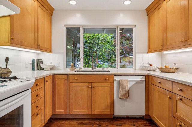 71 Cody Lane, Los Altos, CA 94022