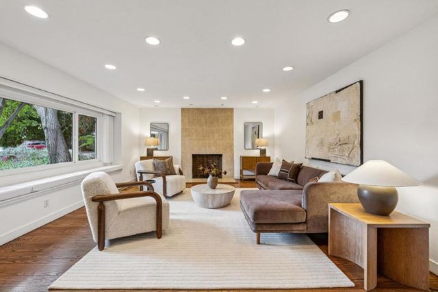 71 Cody Lane, Los Altos, CA 94022