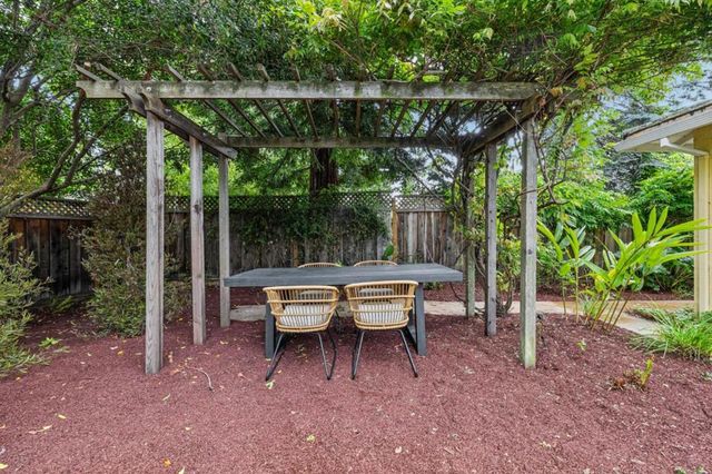 71 Cody Lane, Los Altos, CA 94022