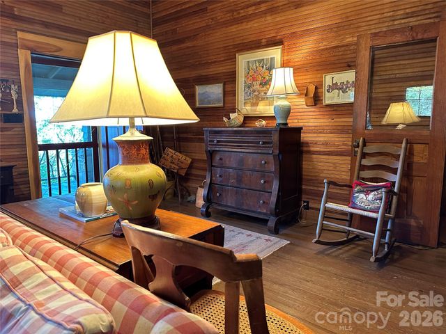 16 Osborn Knob Road, Little Switzerland, NC 28749