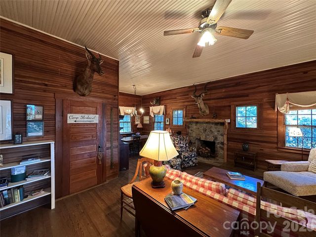 16 Osborn Knob Road, Little Switzerland, NC 28749