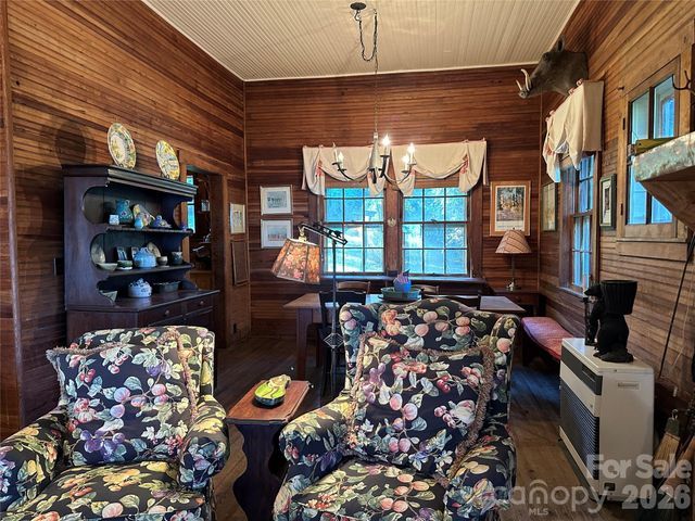16 Osborn Knob Road, Little Switzerland, NC 28749