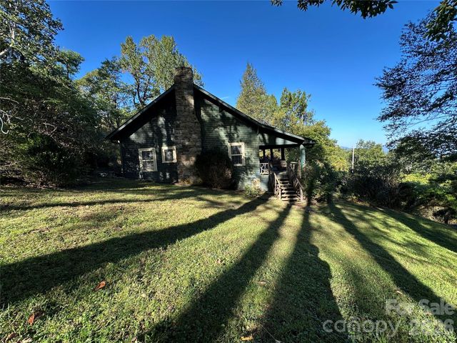 16 Osborn Knob Road, Little Switzerland, NC 28749