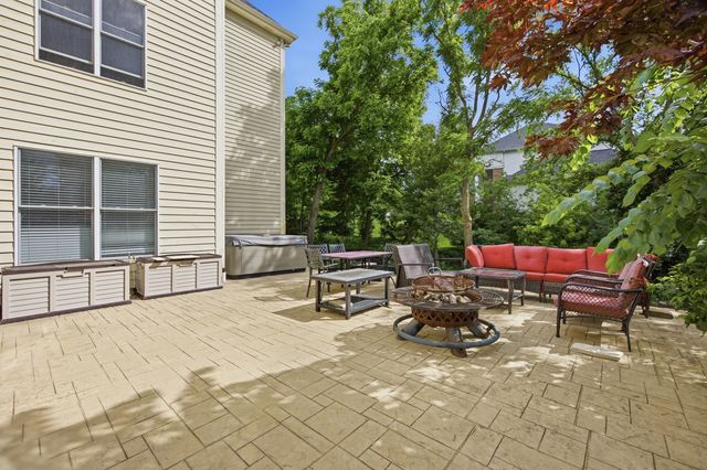 4113 Carlisle Drive, Prairie Grove, IL 60012