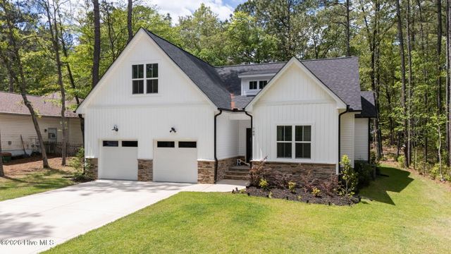 780 Riverbirch Drive, Vass, NC 28394