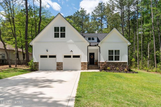 780 Riverbirch Drive, Vass, NC 28394