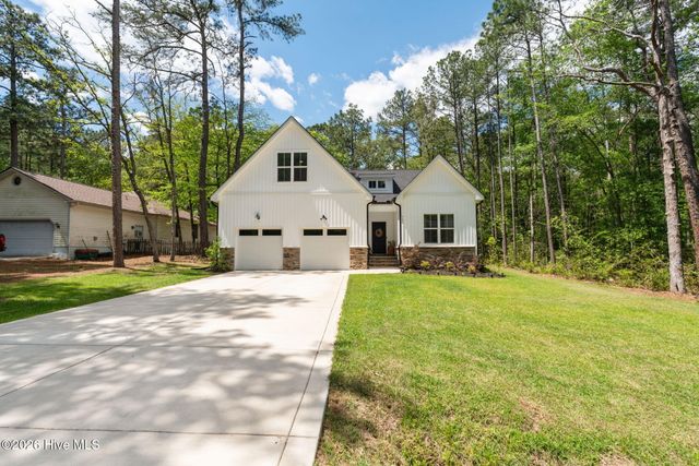 780 Riverbirch Drive, Vass, NC 28394
