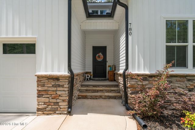 780 Riverbirch Drive, Vass, NC 28394