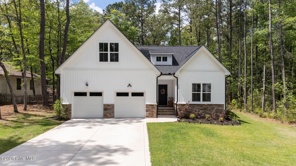 780 Riverbirch Drive, Vass, NC 28394
