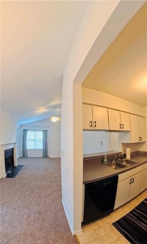 2425 London Pointe DR, Virginia Beach, VA 23454