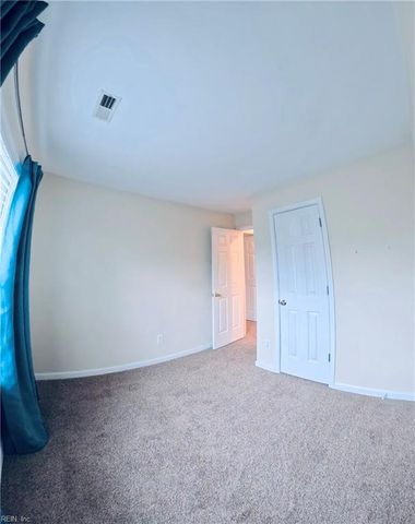 2425 London Pointe DR, Virginia Beach, VA 23454