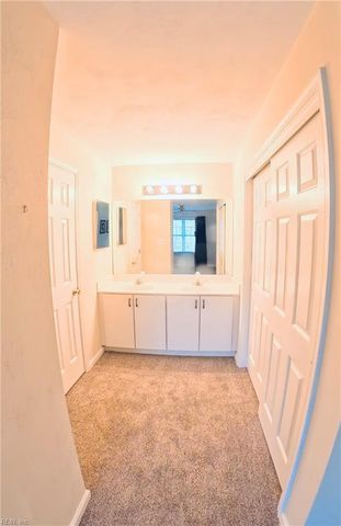 2425 London Pointe DR, Virginia Beach, VA 23454