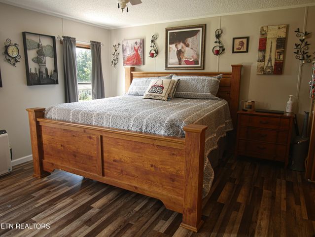 128 Woods Drive, Sweetwater, TN 37874