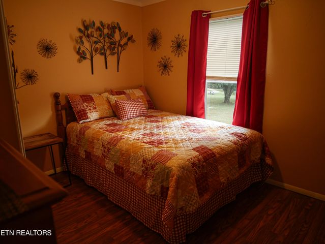 128 Woods Drive, Sweetwater, TN 37874
