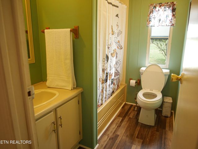 128 Woods Drive, Sweetwater, TN 37874