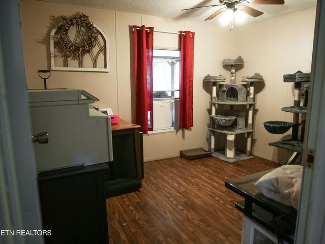128 Woods Drive, Sweetwater, TN 37874
