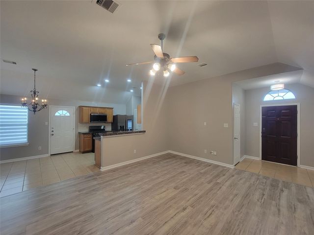 8935 Windfern Trace Drive, Houston, TX 77064