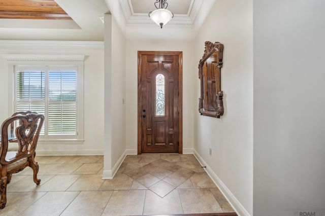 30979 Ridgeway Dr, Walker, LA 70785