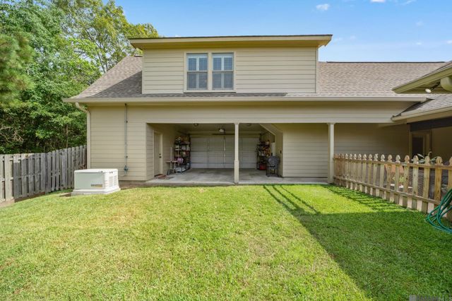 30979 Ridgeway Dr, Walker, LA 70785