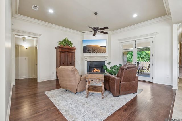 30979 Ridgeway Dr, Walker, LA 70785