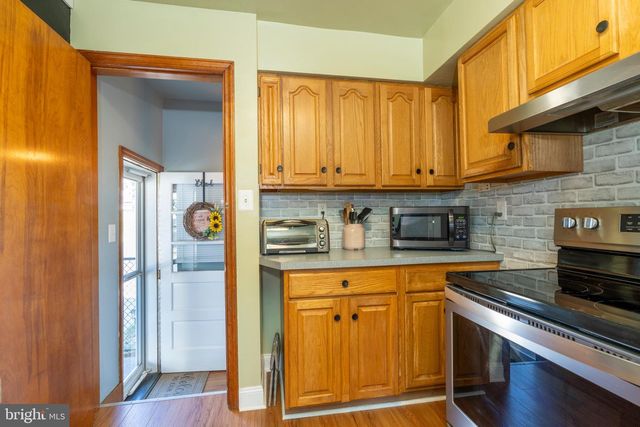 20 LINCOLN DR, Hanover, PA 17331