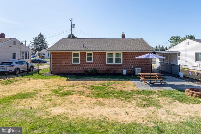 20 LINCOLN DR, Hanover, PA 17331