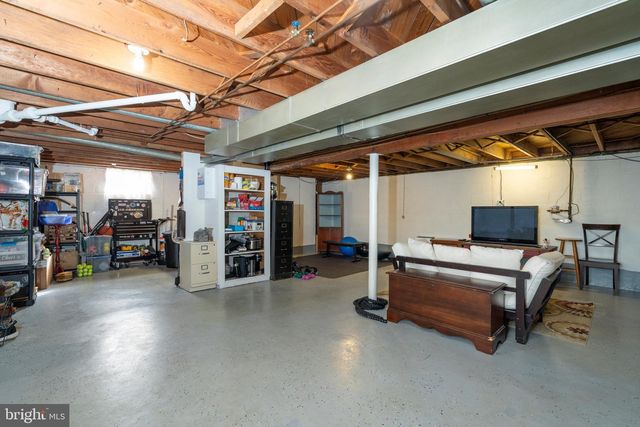 20 LINCOLN DR, Hanover, PA 17331