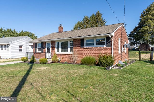 20 LINCOLN DR, Hanover, PA 17331
