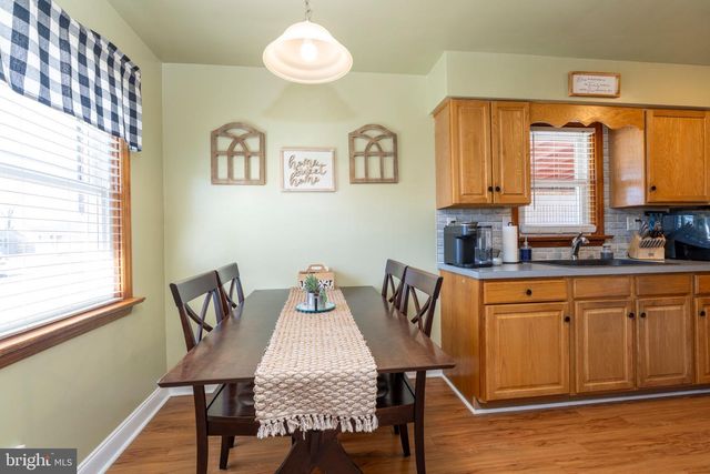 20 LINCOLN DR, Hanover, PA 17331