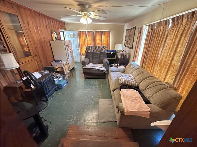 1014 Parmer Avenue, Killeen, TX 76541