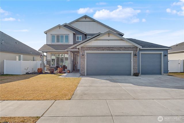 4717 W Thrush Street, Moses Lake, WA 98837