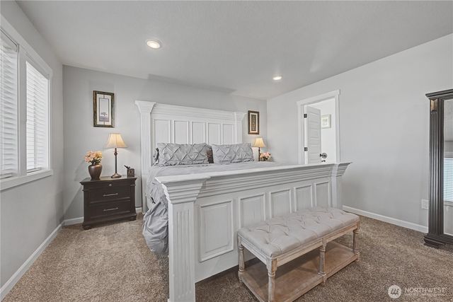 4717 W Thrush Street, Moses Lake, WA 98837