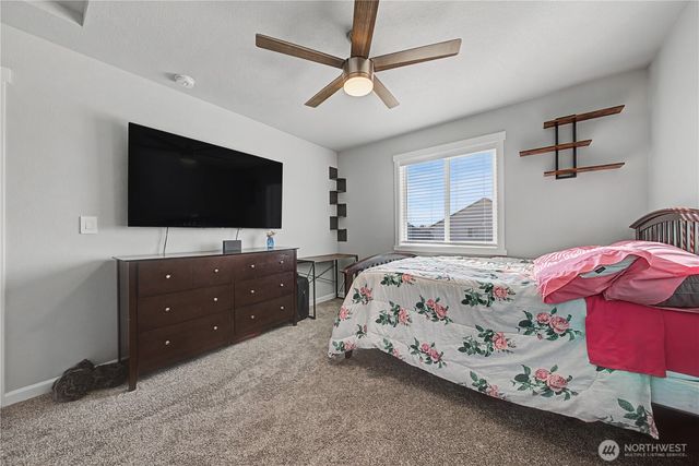 4717 W Thrush Street, Moses Lake, WA 98837