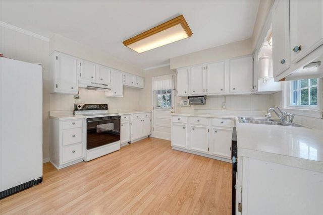 5032 Bruceton RD, Roanoke, VA 24018