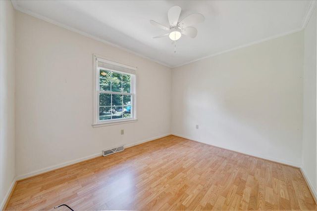 5032 Bruceton RD, Roanoke, VA 24018