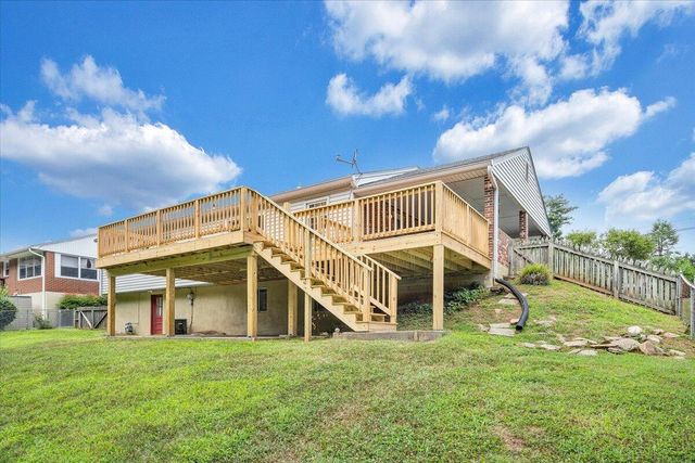 5032 Bruceton RD, Roanoke, VA 24018