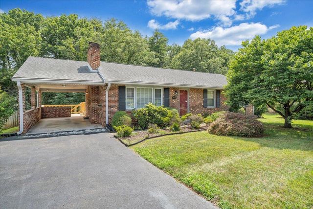 5032 Bruceton RD, Roanoke, VA 24018