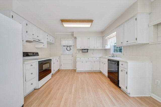 5032 Bruceton RD, Roanoke, VA 24018