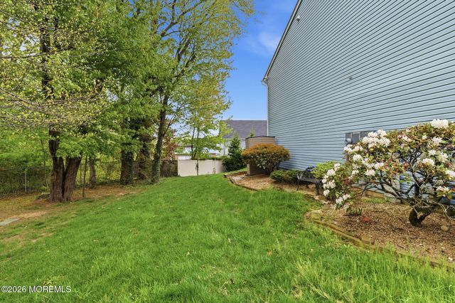 82 Cliffwood Avenue 33, Cliffwood, NJ 07721