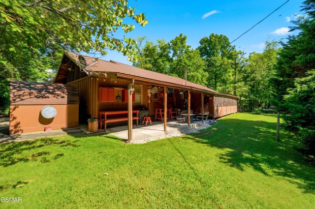3114 Hatcher Top Road, Sevierville, TN 37862