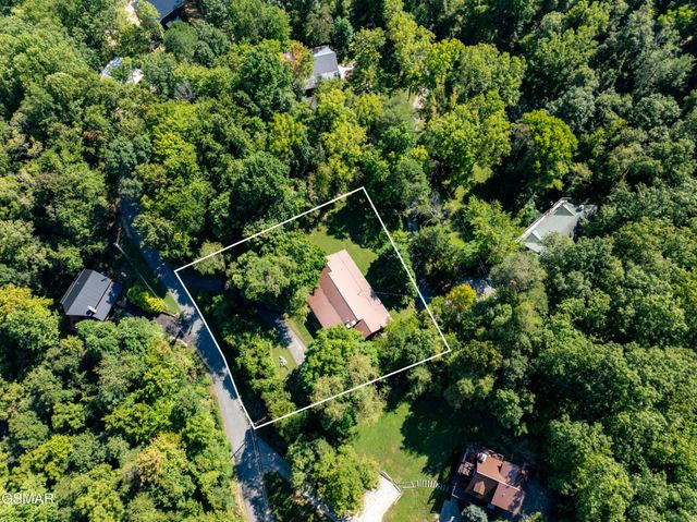 3114 Hatcher Top Road, Sevierville, TN 37862