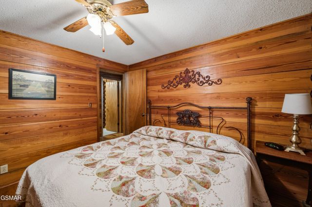 3114 Hatcher Top Road, Sevierville, TN 37862