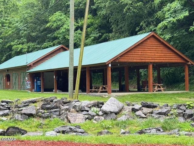 3114 Hatcher Top Road, Sevierville, TN 37862