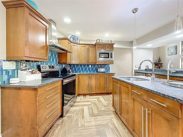 50 WILLOWOOD LANE, Oldsmar, FL 34677